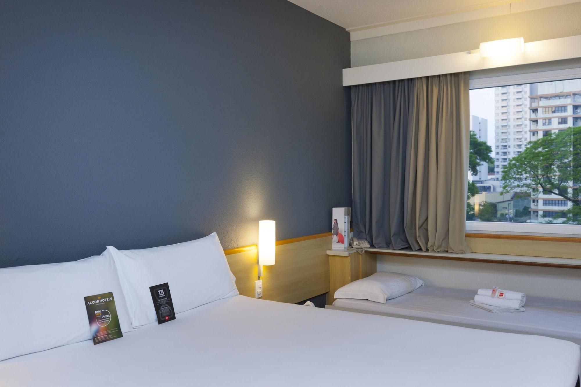 Ibis Campinas Hotel Кампинас Екстериор снимка