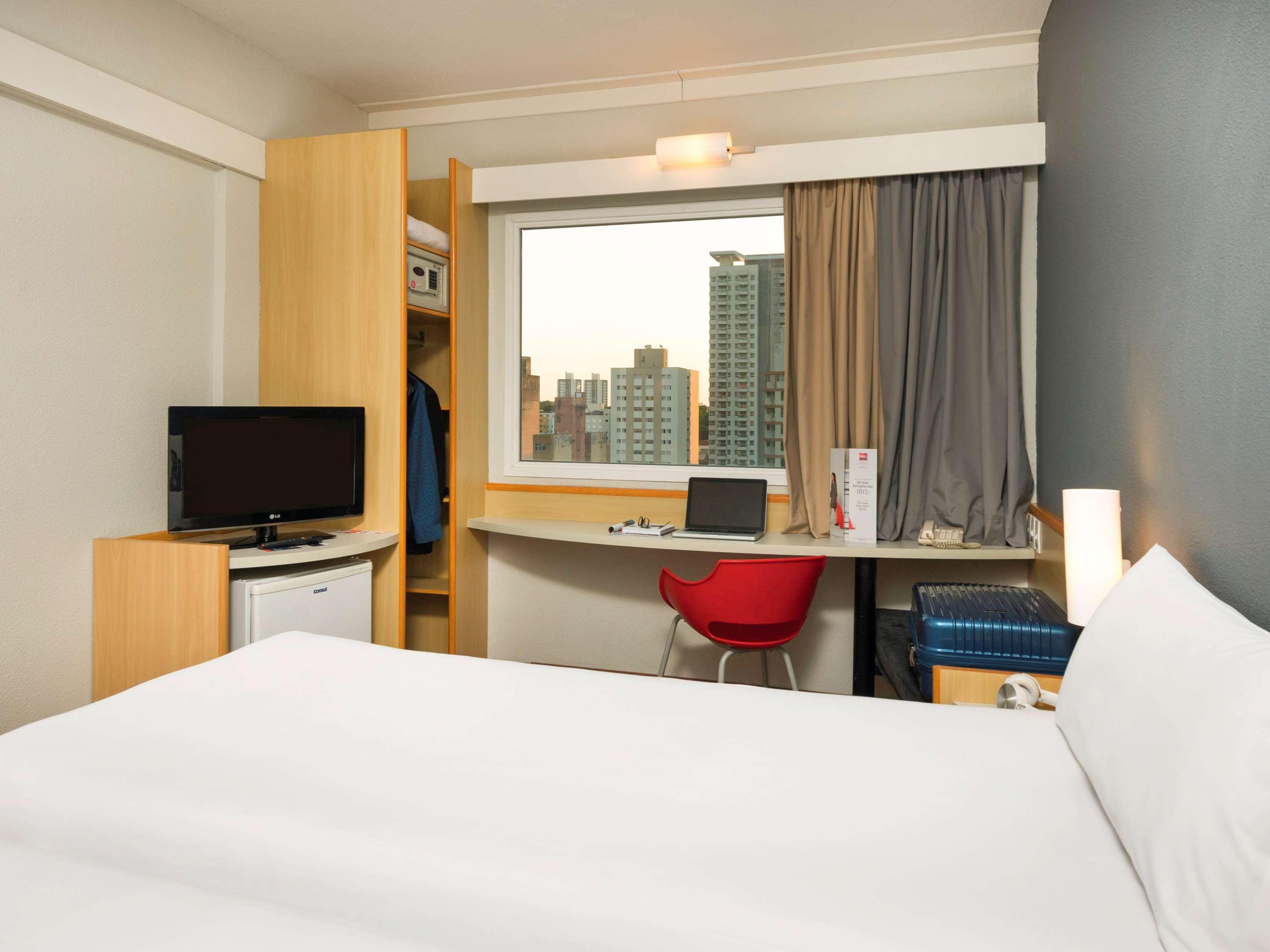 Ibis Campinas Hotel Кампинас Екстериор снимка